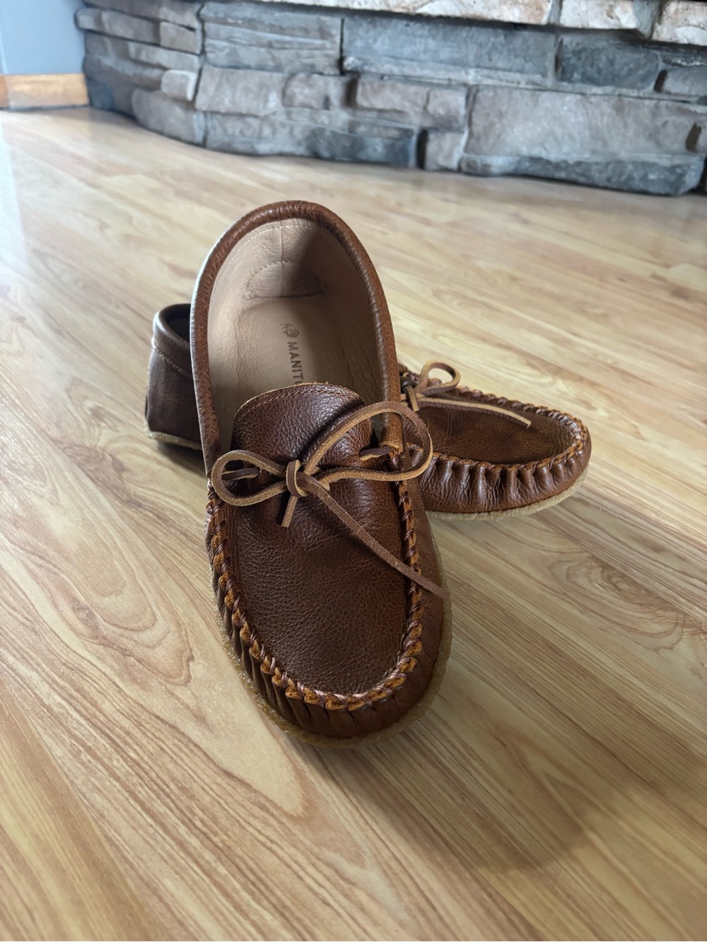 Men's Brown Leather Manitobah Moccasin Slippers